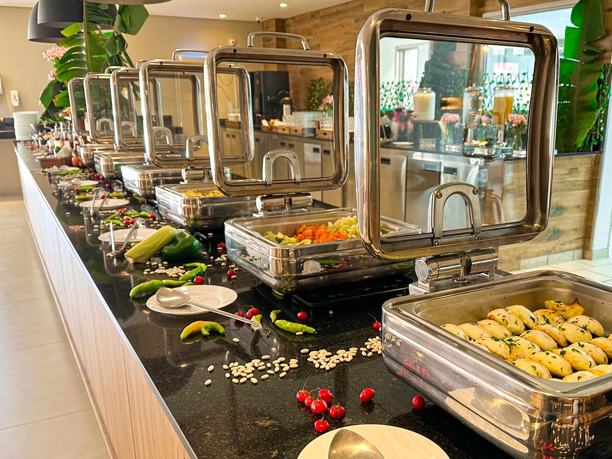 Buffet do restaurante do São Pedro Thermas Resort